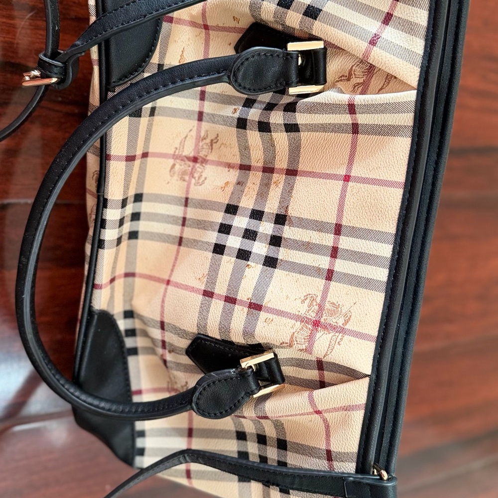 Burberry Beige Plaid Tote with Black Trim and Gold Logo - Picture 3 of 9